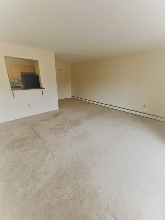 745 6th St, South Boston