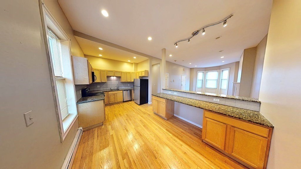 2995 Washington St, Roxbury