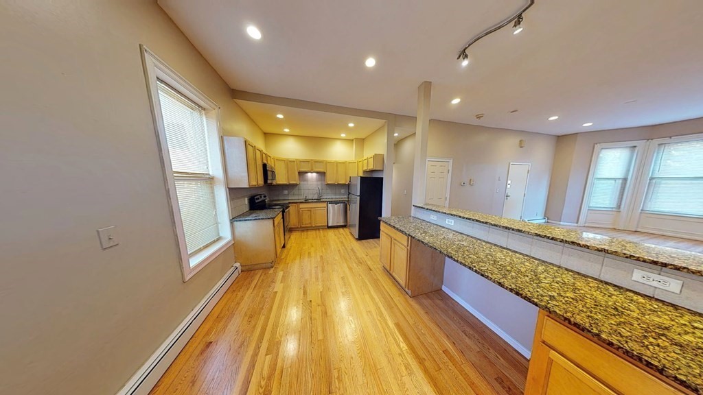 2995 Washington St, Roxbury