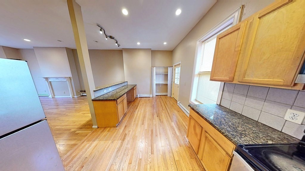 2995 Washington St, Roxbury