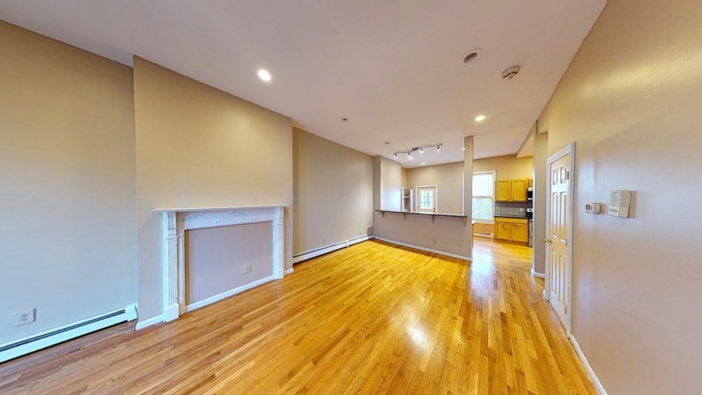 2995 Washington St, Roxbury