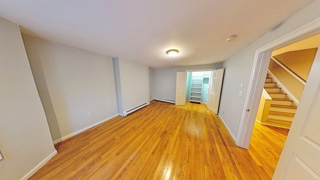 2995 Washington St, Roxbury