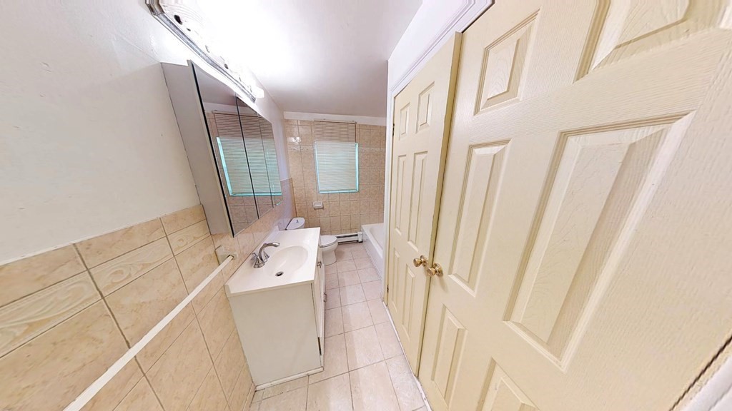 2995 Washington St, Roxbury