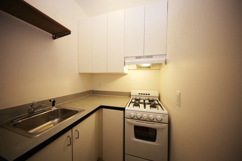 39 Hemenway St, Back Bay