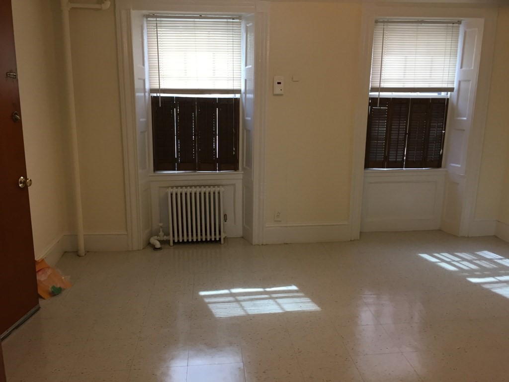 38 Oak St, Chinatown