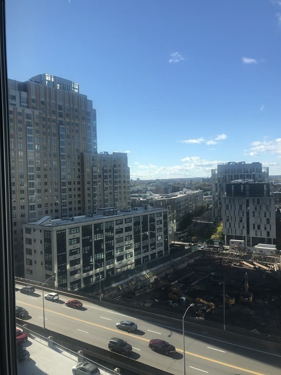 10 Museum Way, East Cambridge