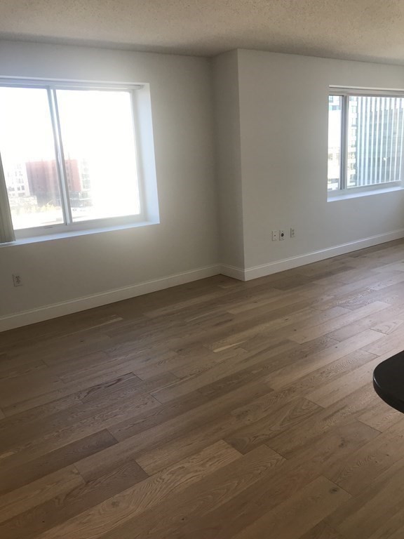 10 Museum Way, East Cambridge