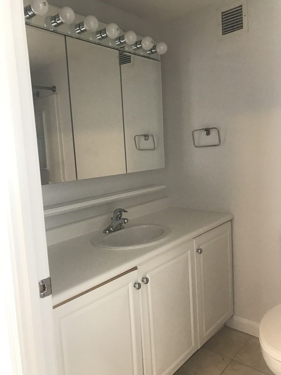 10 Museum Way, East Cambridge