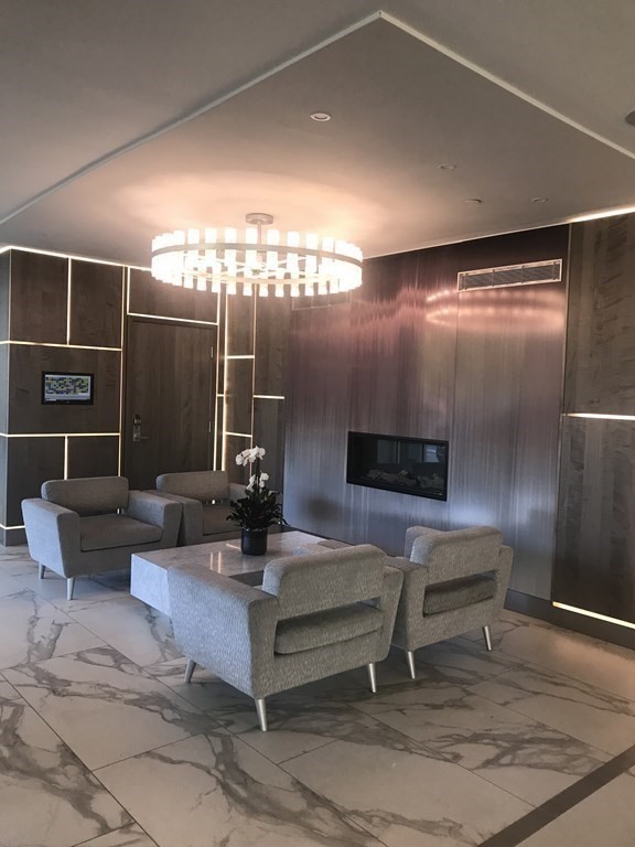 10 Museum Way, East Cambridge