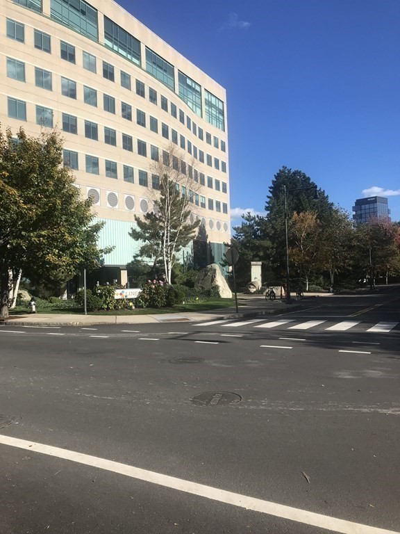 10 Museum Way, East Cambridge