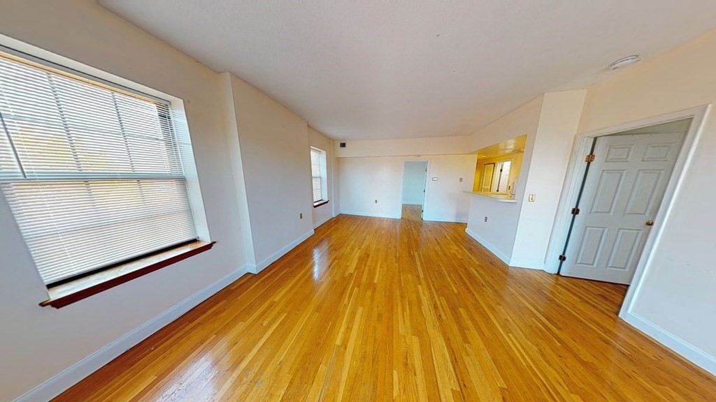 14 John Eliot Sq, Roxbury