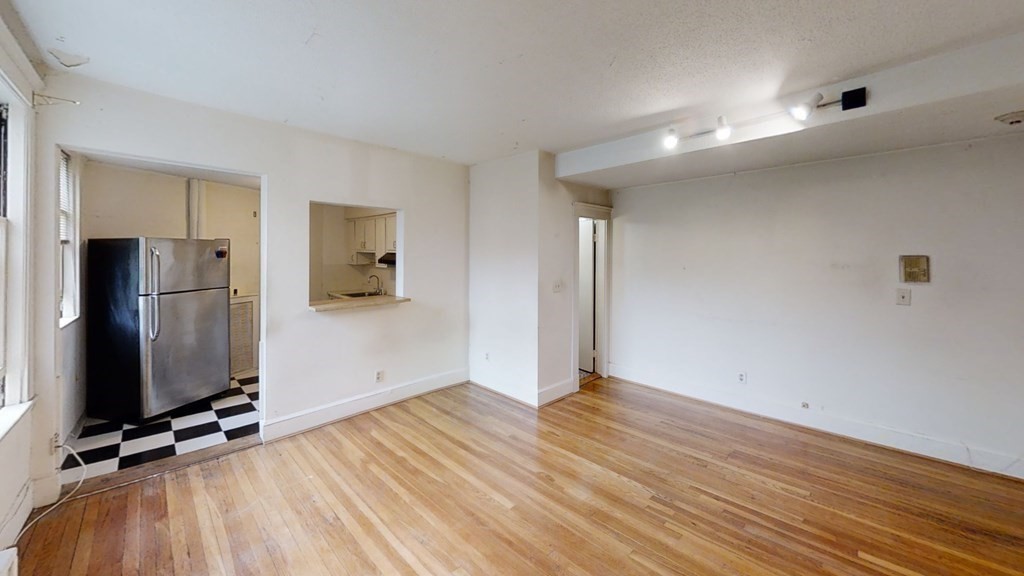 100 Lanark Rd, Brighton