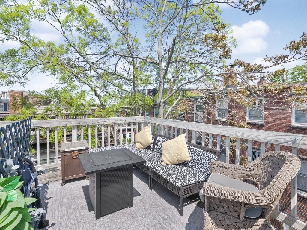 23 Mystic St, Charlestown