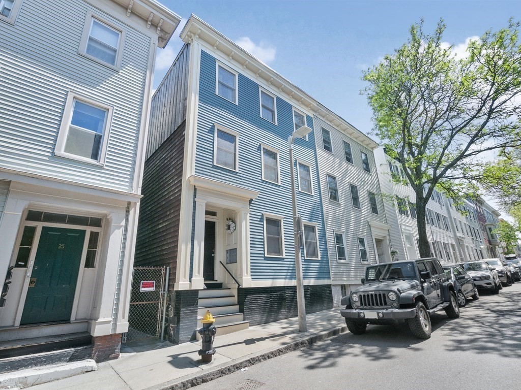 23 Mystic St, Charlestown