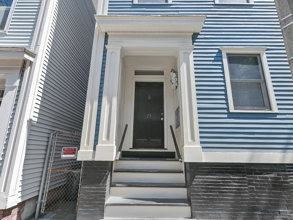 23 Mystic St, Charlestown