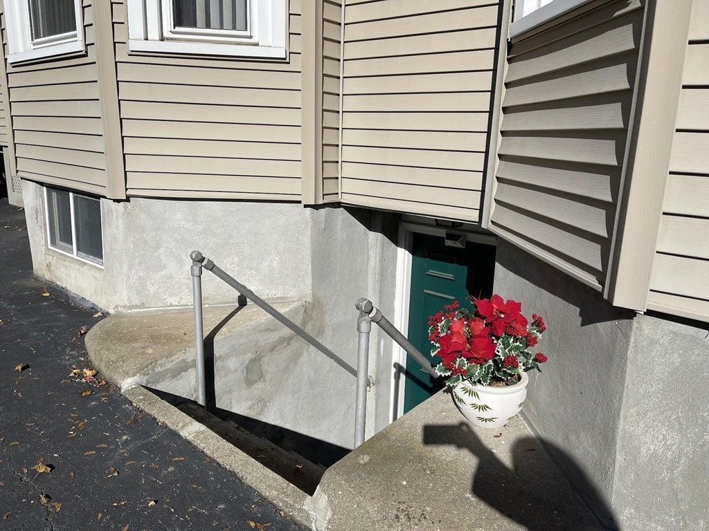 17 Central Ave, Newton