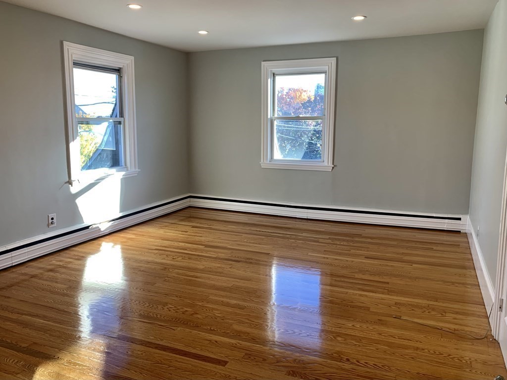 121 Thorndike St, East Cambridge