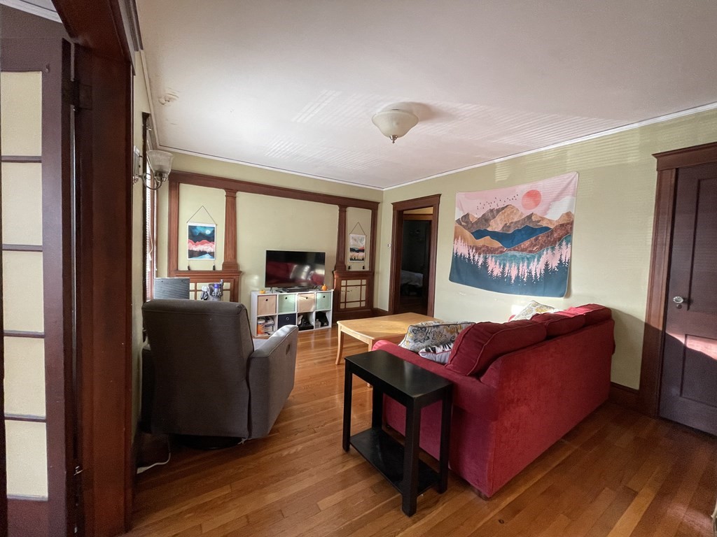 92 Centre St, Quincy