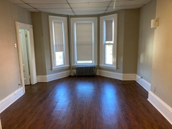 7 Winthrop St, Roxbury