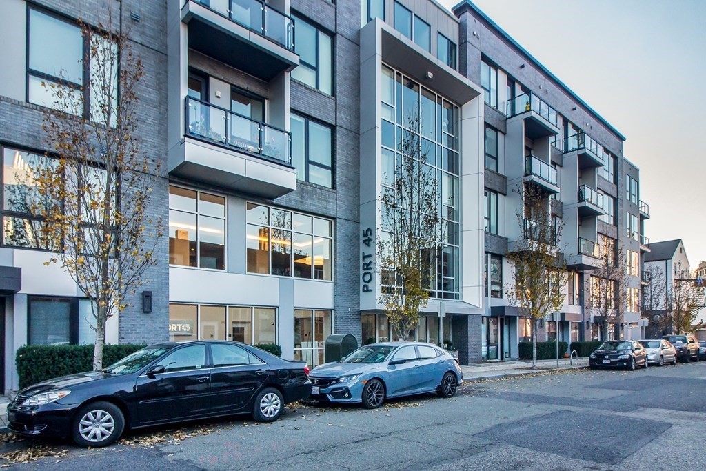 45 3rd St, South Boston