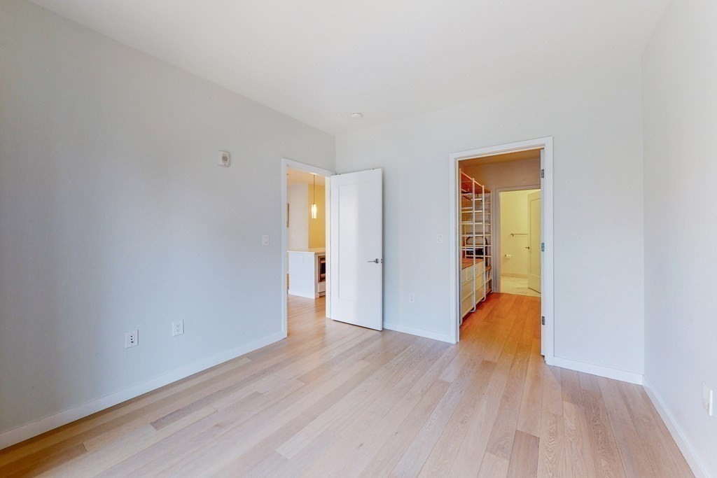 45 3rd St, South Boston