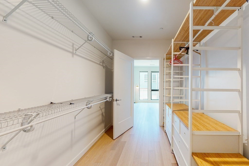 45 3rd St, South Boston