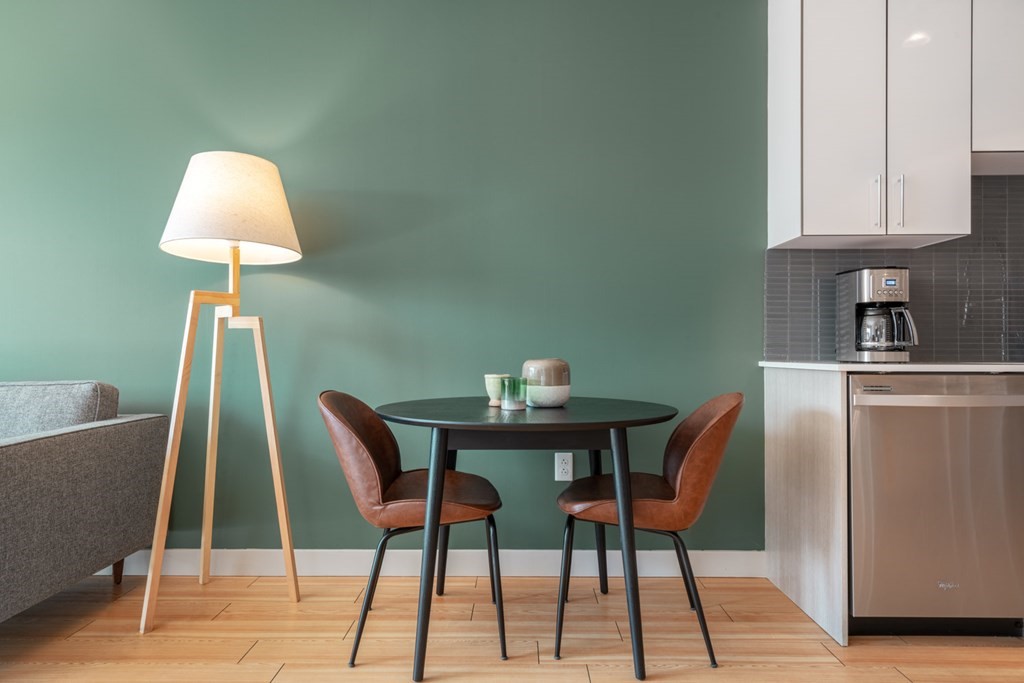 320 D St, South Boston