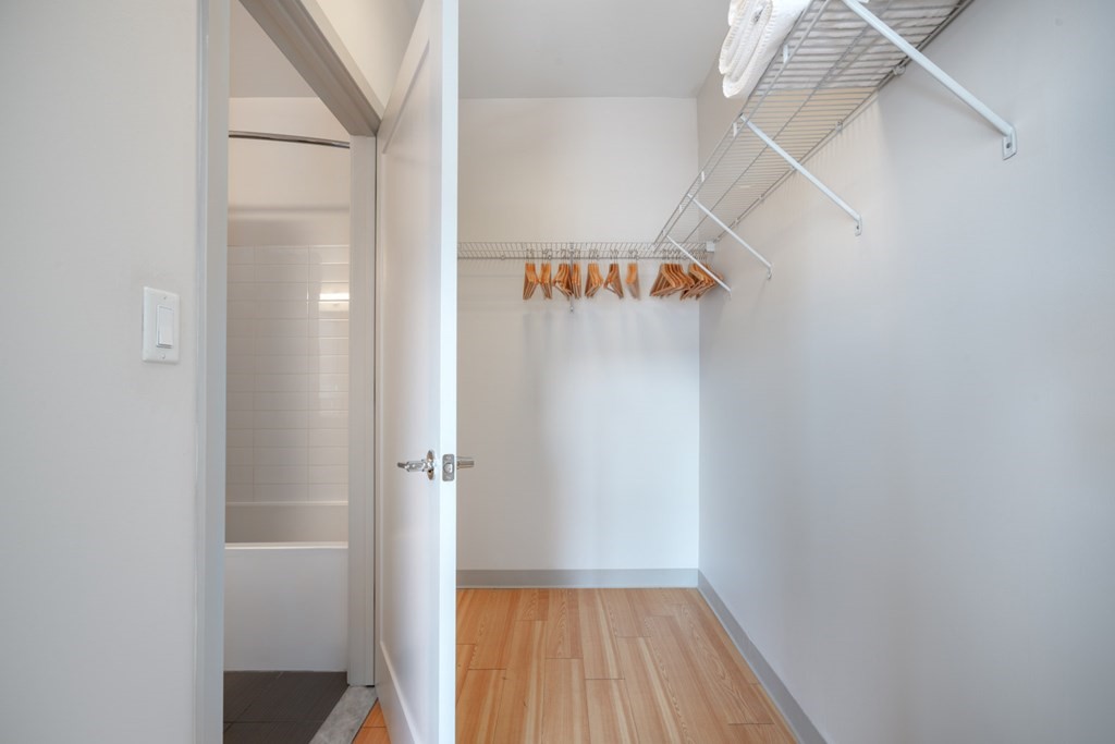 320 D St, South Boston