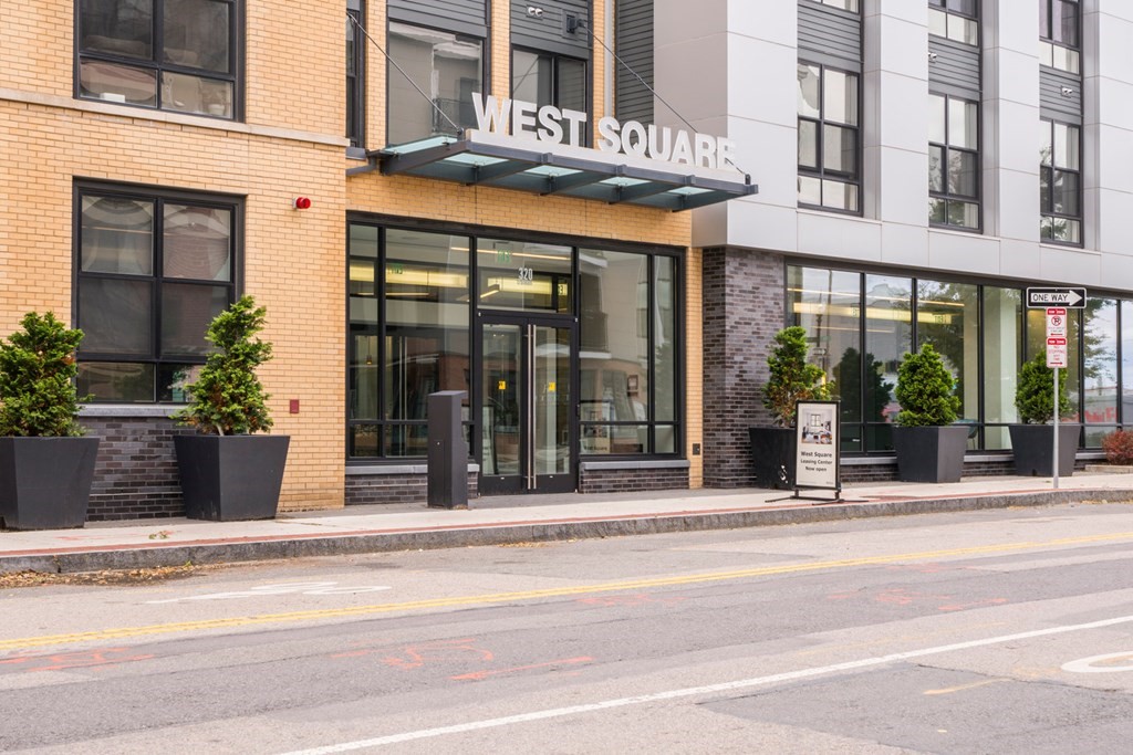 320 D St, South Boston