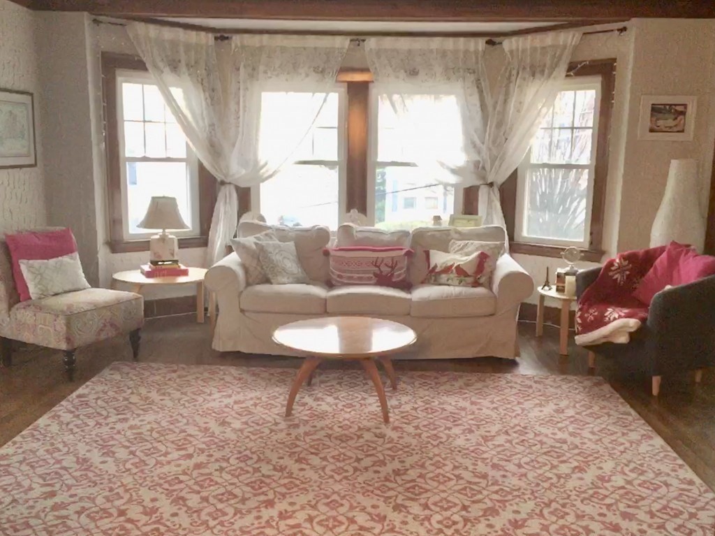 27 Oakley Rd, Watertown