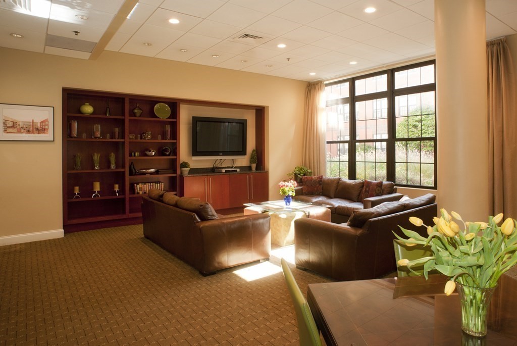 150 Cambridge St, East Cambridge