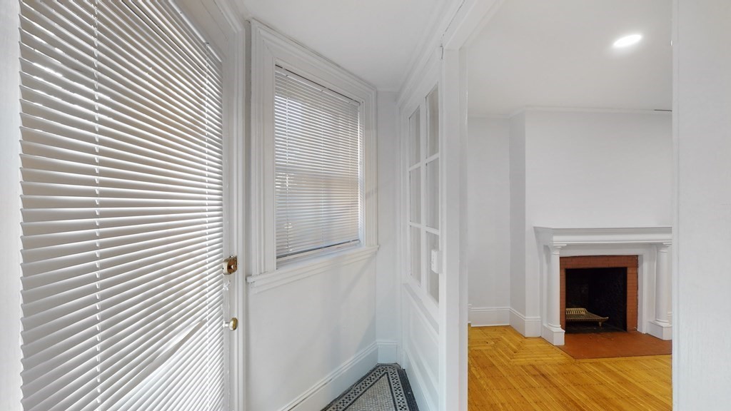 205 Beacon St, Back Bay