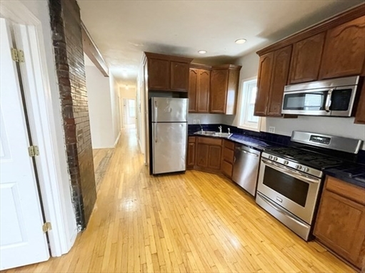 7 Iroquois Street, Apt 2