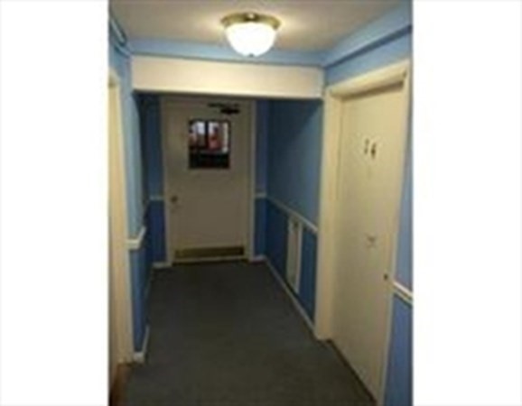 5 Linda Ln, Dorchester