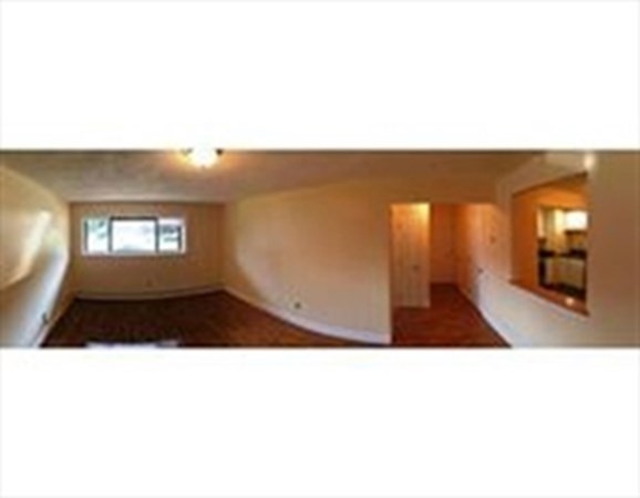 5 Linda Ln, Dorchester