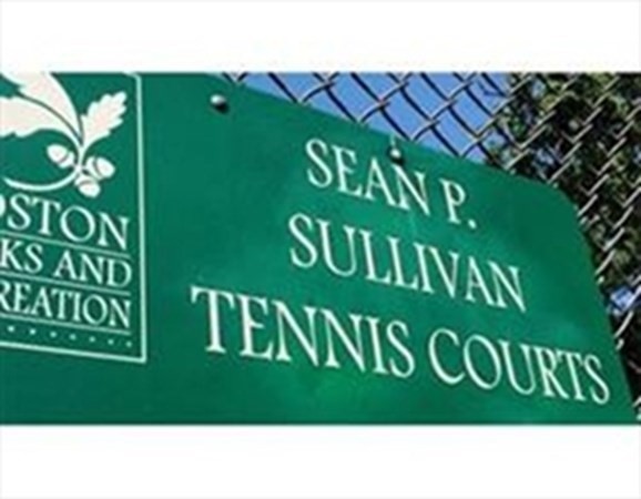 5 Linda Ln, Dorchester