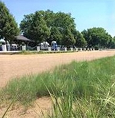 5 Linda Ln, Dorchester