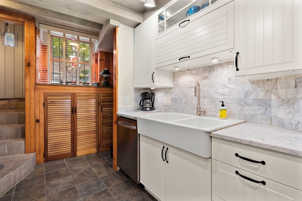 6 Hudson St, North End