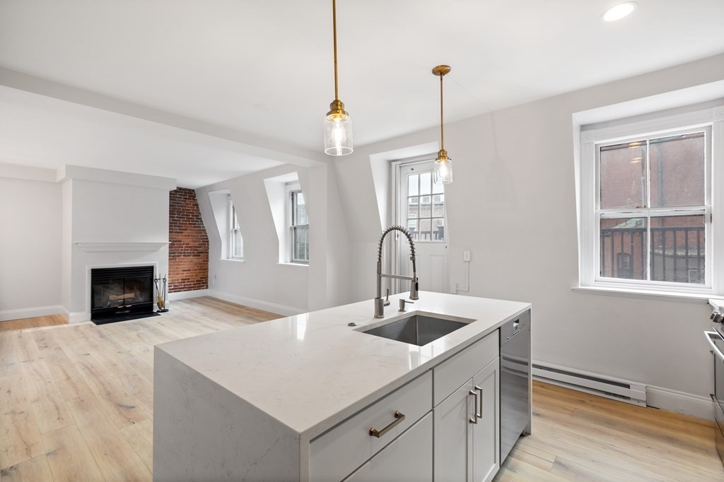 3 Mount Vernon Sq, Beacon Hill