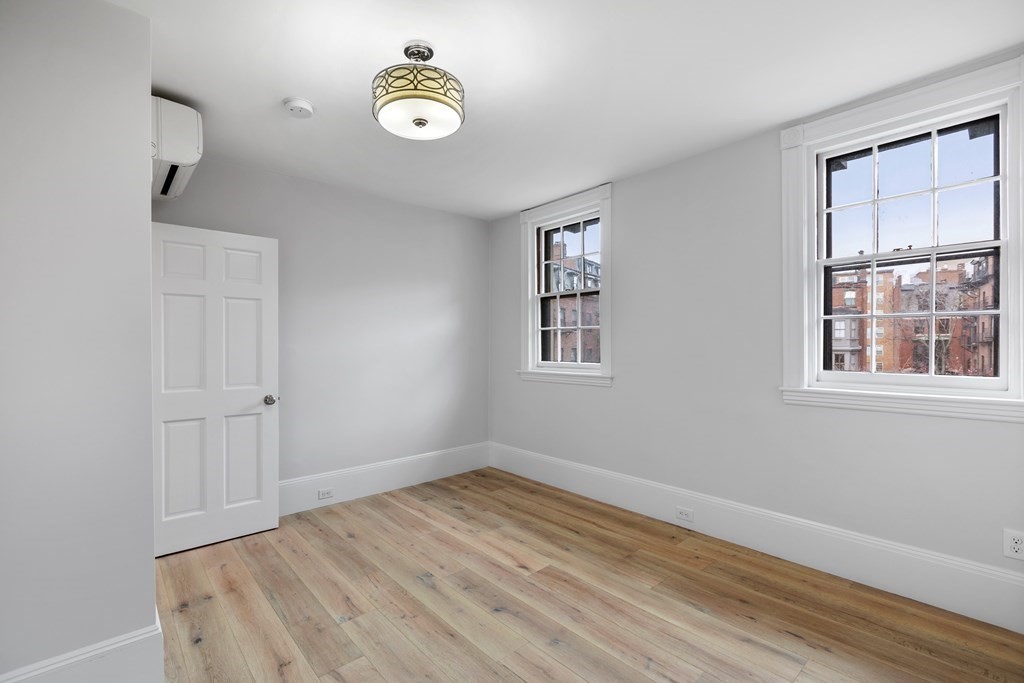 3 Mount Vernon Sq, Beacon Hill