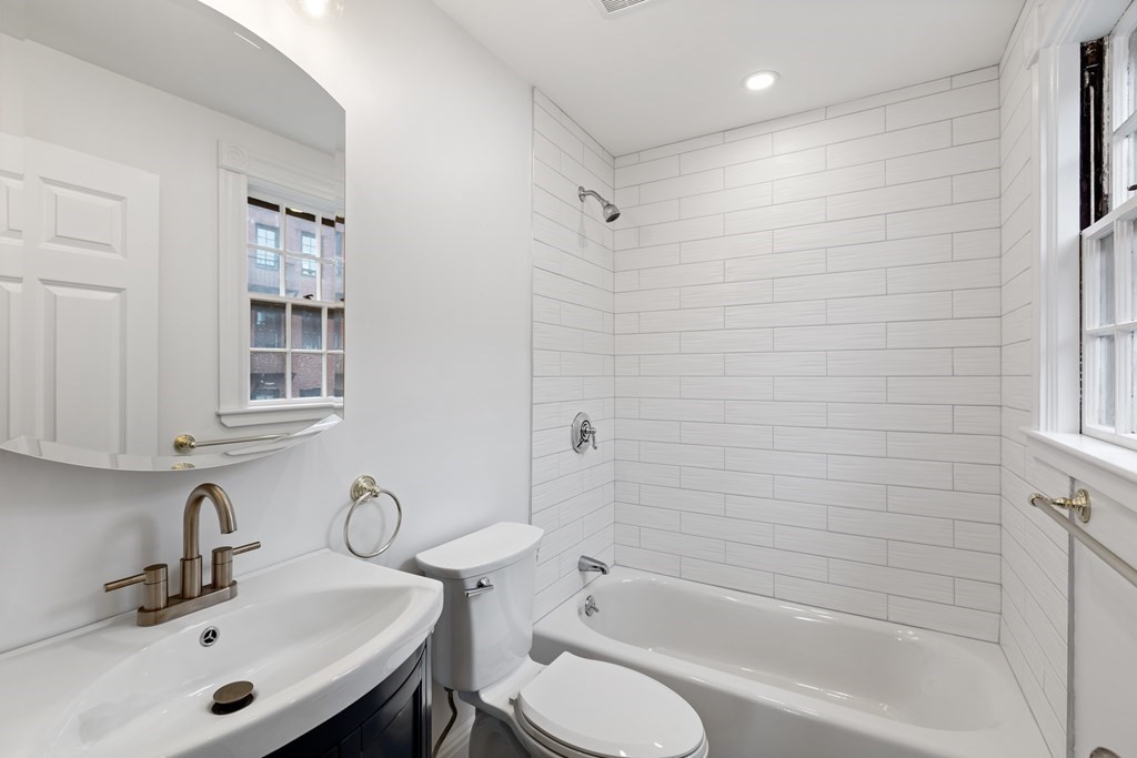 3 Mount Vernon Sq, Beacon Hill