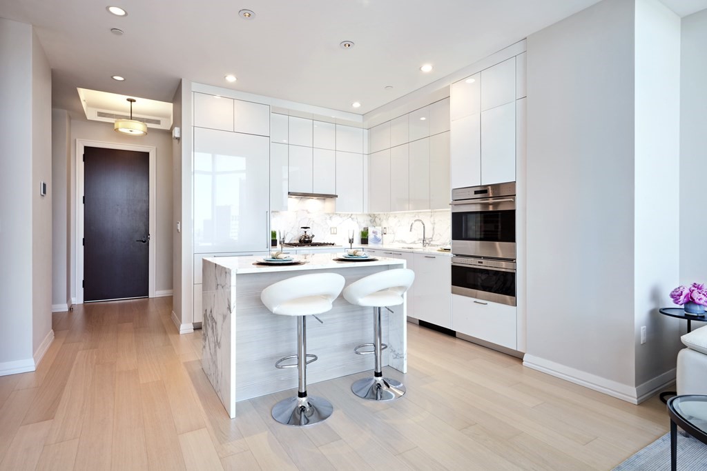 1 Franklin St, Midtown