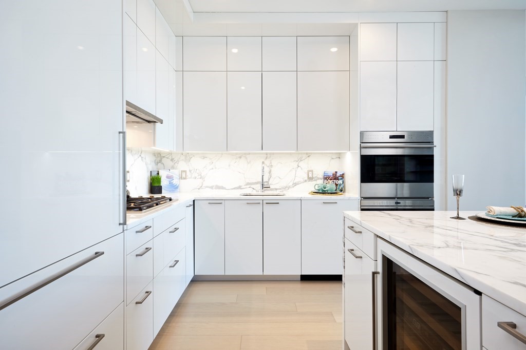 1 Franklin St, Midtown