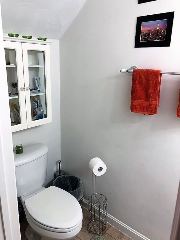 12 Ship Ave, Medford