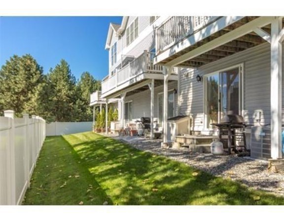 12 Ship Ave, Medford