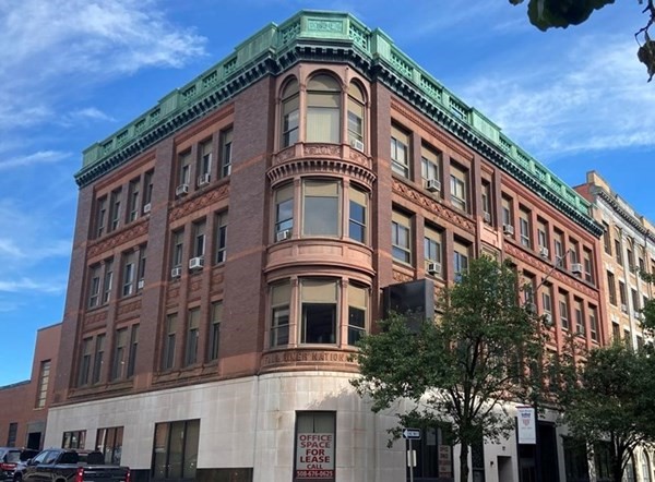 Spectacular Space on 1st Floor in central district of Fall River! Ideal for call center, conference hall, or a training center. Other Multiple Office spaces available 260, 690, 1036, 1600, 1726, 1860, 2000, 2550, and 3600 sqft. ready to lease Jan 2022 ! Route 195/79 access for Providence/Boston commuter and close proximity of courthouse, medical centers, restaurants government center, on bus line & 45 minutes drive to Green Airport. Ideal professional offices for professional/financial/engineering/technical/educational as well as medical usage. Professionally managed historic building. Property offers ample parking, elevator, 24 hr access. Call Today!
