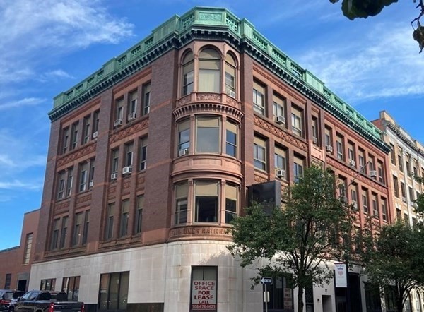 Spectacular Space on 2nd Floor in central district of Fall River! Multiple Office spaces available 260, 690, 1036, 1600, 1726, 1860, 2000, 2550, and 3600 sqft. ready to lease Jan 2022 ! Route 195/79 access for Providence/Boston commuter and close proximity of courthouse, medical centers, restaurants government center, on bus line & 45 minutes drive to Green Airport. Ideal professional offices for professional/financial/engineering/technical/educational as well as medical usage. Professionally managed historic building. Property offers ample parking, elevator, 24 hr access. Call Today!