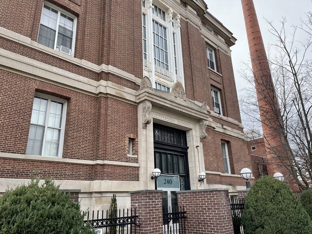 240 Heath St, Jamaica Plain