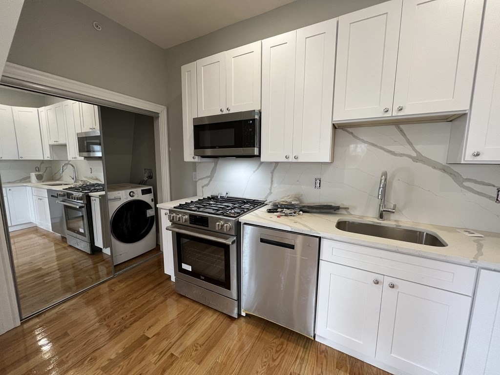 73 Pearl St, East Somerville