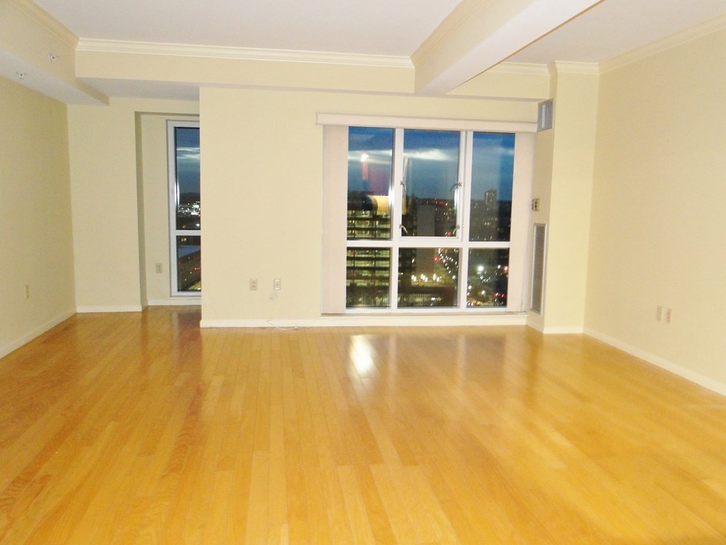 1 Nassau St, Midtown